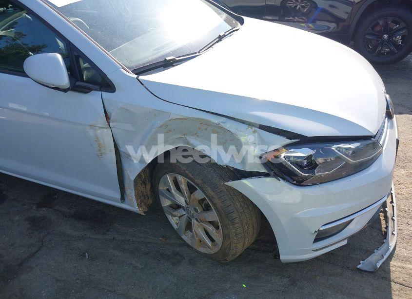 Photo 6 of 2019 Volkswagen Golf SPORTWAGEN 1.4T S/1.4T SE (VIN 3VWY57AU3KM515165)