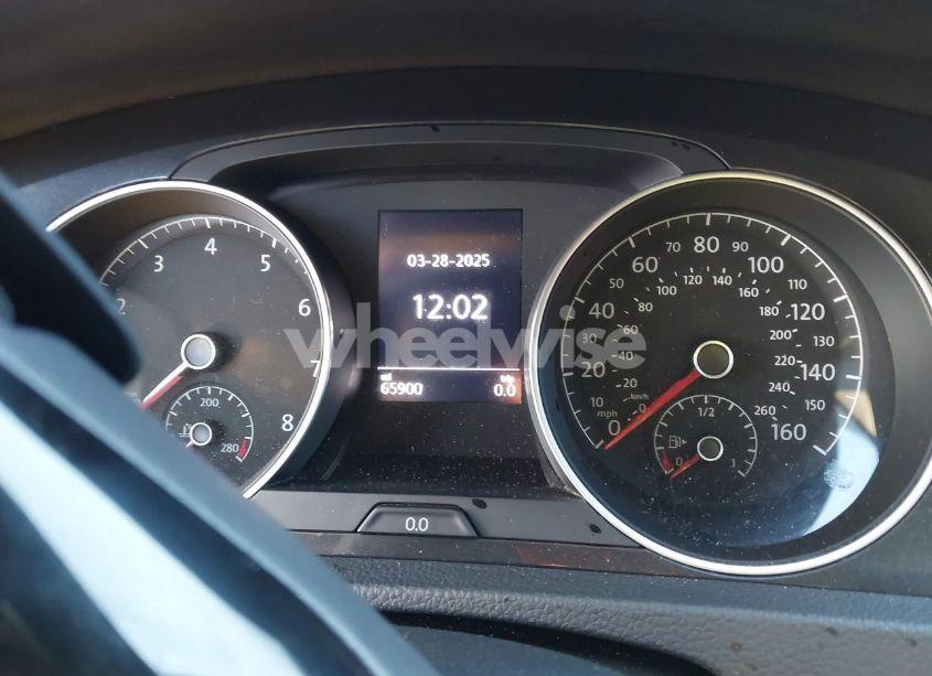 Photo 7 of 2019 Volkswagen Golf SPORTWAGEN 1.4T S/1.4T SE (VIN 3VWY57AU6KM507092)