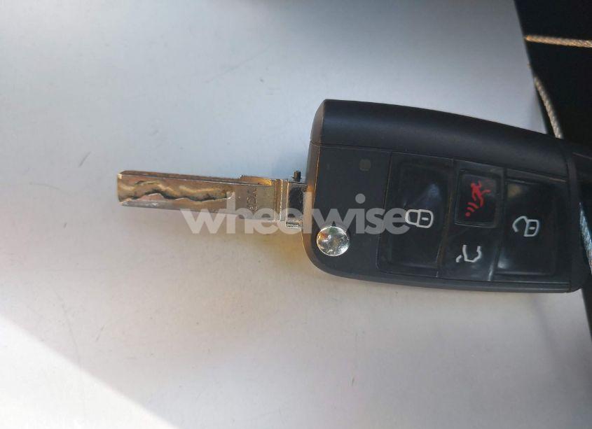 Photo 11 of 2019 Volkswagen Golf SPORTWAGEN 1.4T S/1.4T SE (VIN 3VWY57AU6KM515323)