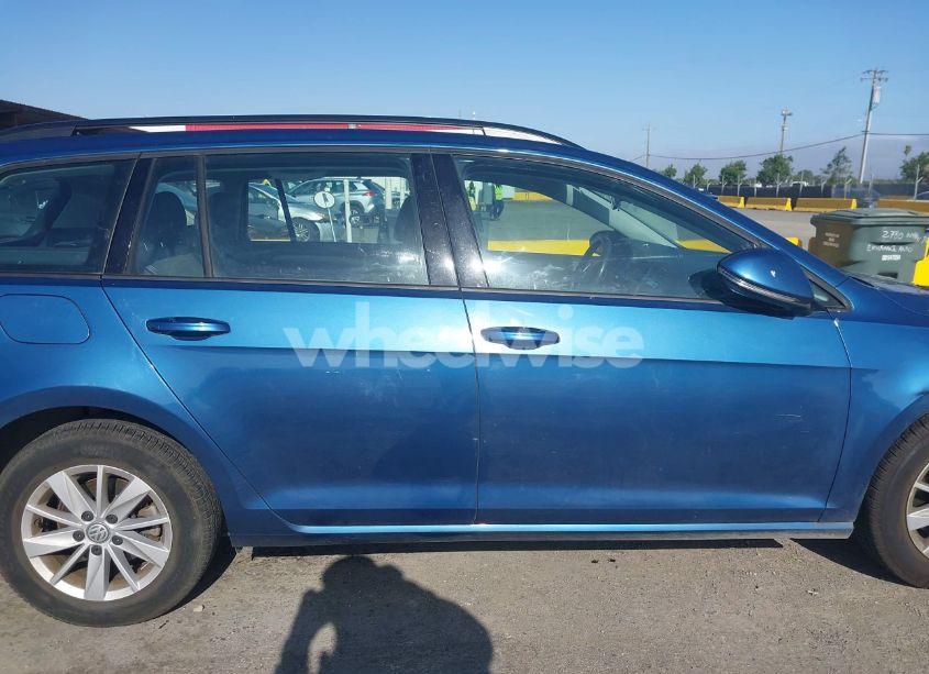 Photo 13 of 2019 Volkswagen Golf SPORTWAGEN 1.4T S/1.4T SE (VIN 3VWY57AU6KM515323)