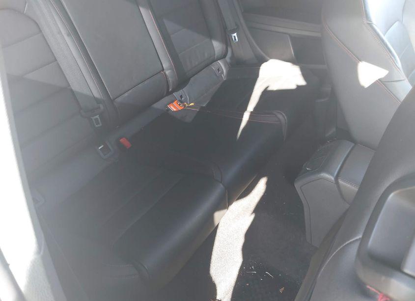 Photo 8 of 2016 Volkswagen Golf GTI SE 2-DOOR (VIN 3VWYT7AU2GM005192)