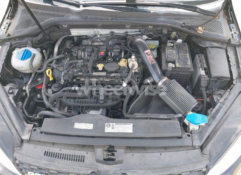 Photo 10 of 2015 Volkswagen Golf GTI 2.0T S 2-DOOR (VIN 3VWYT7AU5FM070973)