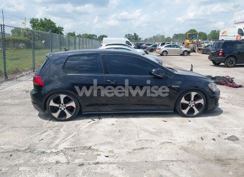 Photo 13 of 2015 Volkswagen Golf GTI 2.0T S 2-DOOR (VIN 3VWYT7AU5FM070973)