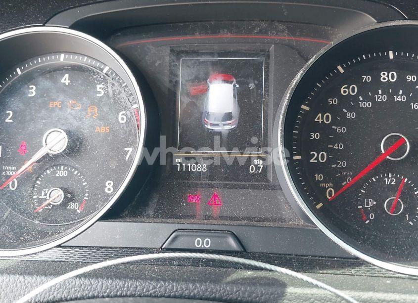 Photo 7 of 2015 Volkswagen Golf GTI 2.0T S 2-DOOR (VIN 3VWYT7AU5FM070973)