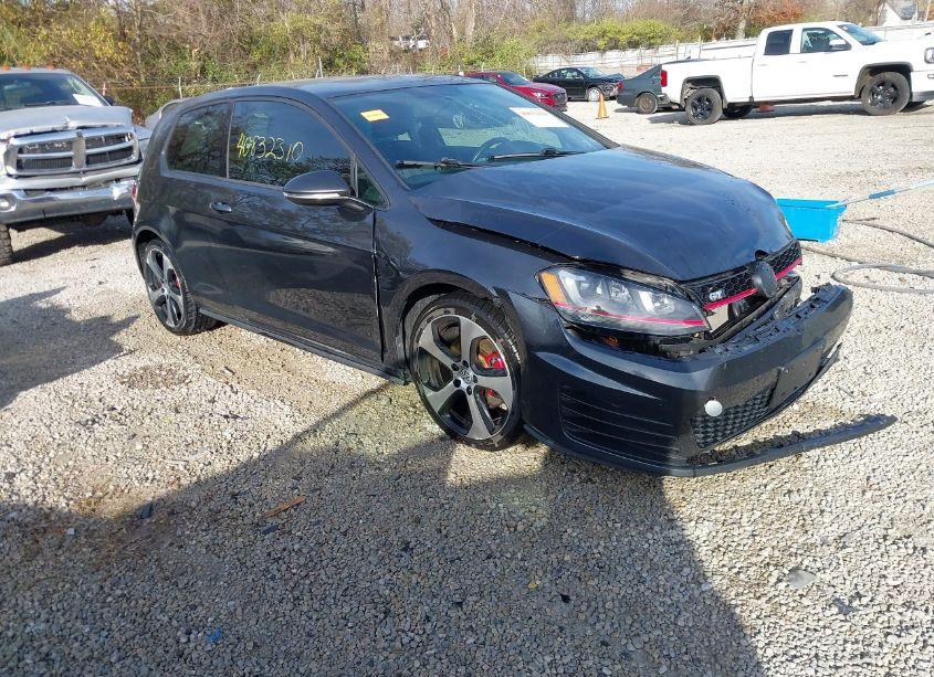 2015 Volkswagen Golf GTI 2.0T S 2-DOOR (VIN 3VWYT7AU7FM074314) main photo