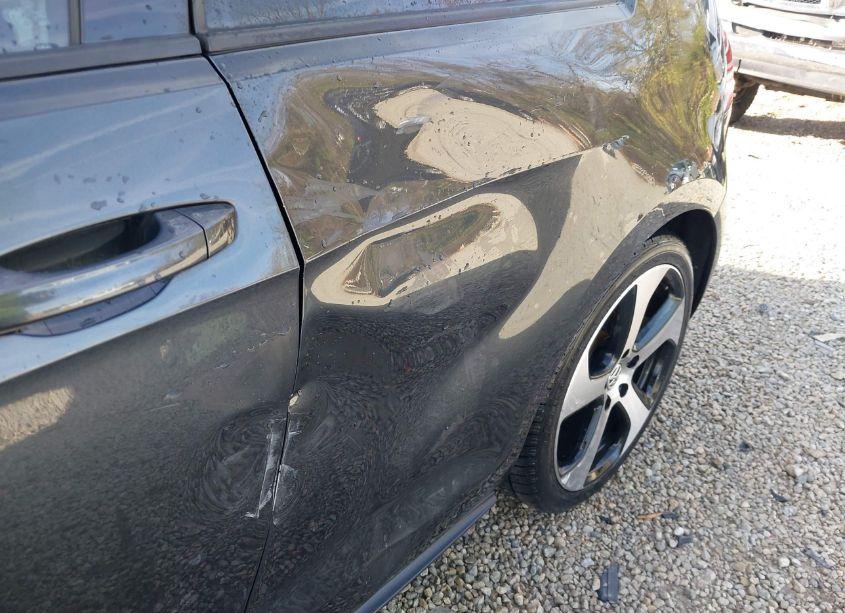 Photo 22 of 2015 Volkswagen Golf GTI 2.0T S 2-DOOR (VIN 3VWYT7AU7FM074314)