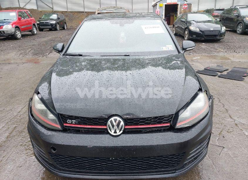 Photo 12 of 2015 Volkswagen Golf GTI 2.0T SE 2-DOOR (VIN 3VWYT7AU8FM065976)