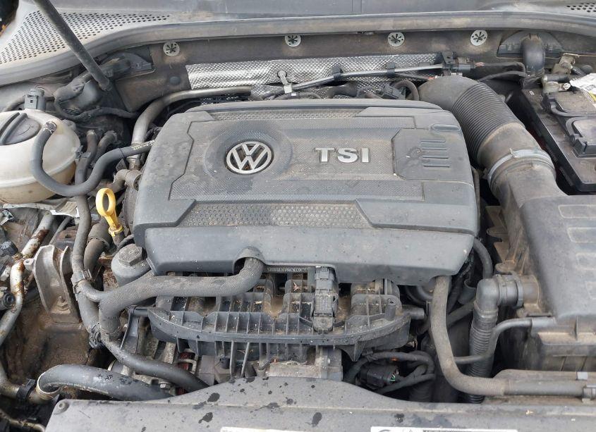 Photo 10 of 2016 Volkswagen Golf GTI S 2-DOOR (VIN 3VWYT7AU9GM038822)