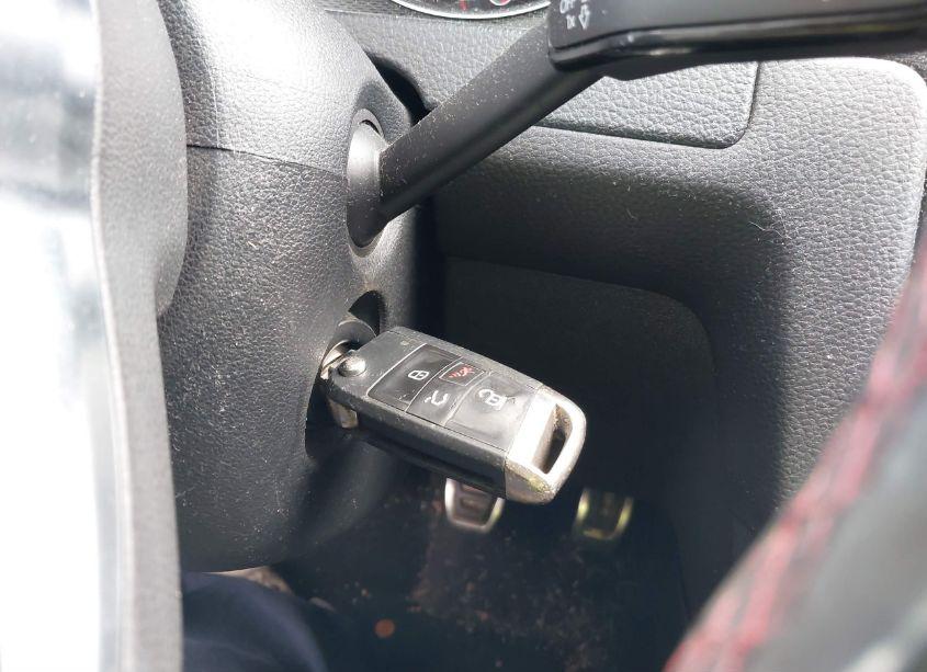 Photo 11 of 2016 Volkswagen Golf GTI S 2-DOOR (VIN 3VWYT7AU9GM038822)