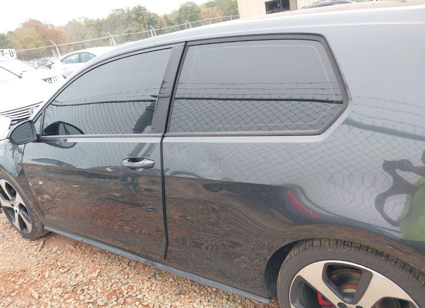 Photo 14 of 2016 Volkswagen Golf GTI S 2-DOOR (VIN 3VWYT7AU9GM038822)