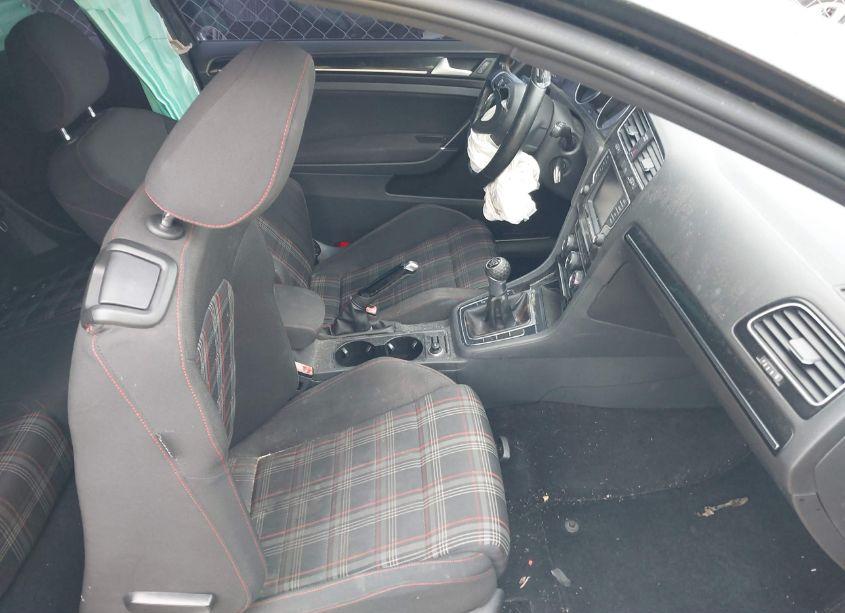 Photo 5 of 2016 Volkswagen Golf GTI S 2-DOOR (VIN 3VWYT7AU9GM038822)