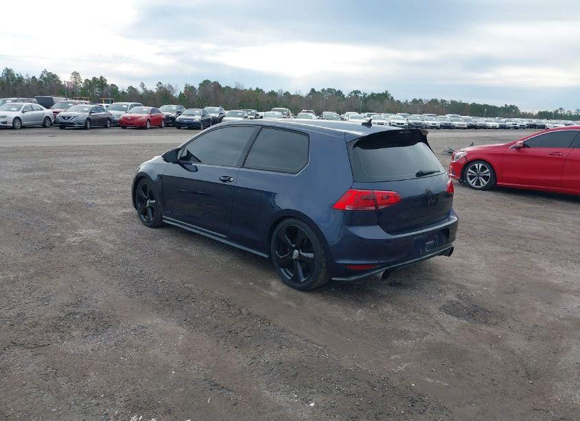 Photo 3 of 2015 Volkswagen Golf GTI 2.0T SE 2-DOOR (VIN 3VWYT7AUXFM027648)