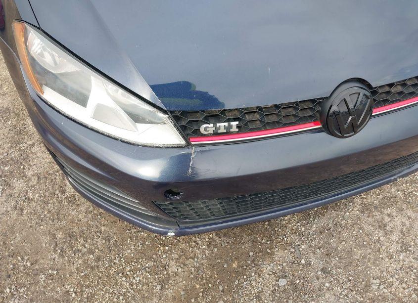 Photo 6 of 2015 Volkswagen Golf GTI 2.0T SE 2-DOOR (VIN 3VWYT7AUXFM027648)