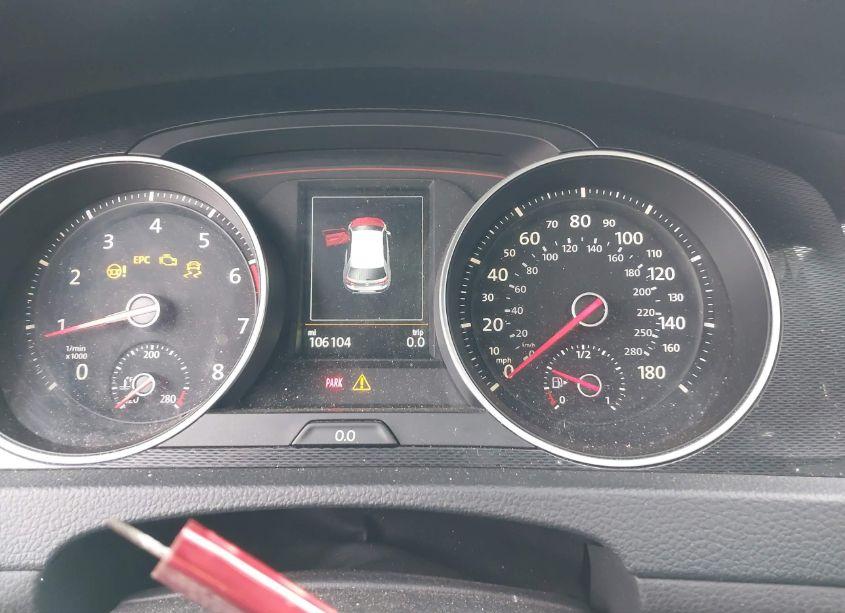 Photo 7 of 2015 Volkswagen Golf GTI 2.0T SE 2-DOOR (VIN 3VWYT7AUXFM027648)