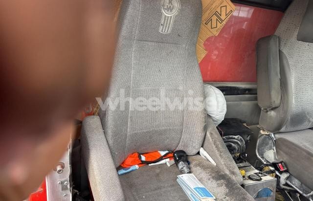 Photo 4 of 2004 KENWORTH CONSTRUCTION T800 CONSTRUCTION DUMP TRUCK DUMP TRUCK (VIN 3WKDA48X64F054595)