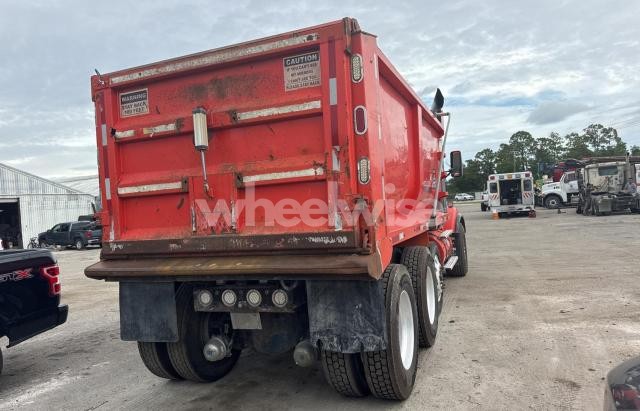 Photo 9 of 2004 KENWORTH CONSTRUCTION T800 CONSTRUCTION DUMP TRUCK DUMP TRUCK (VIN 3WKDA48X64F054595)
