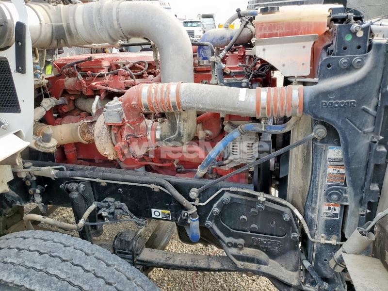 Photo 10 of 2019 KENWORTH CONSTRUCTION T800 (VIN 3WKDD40X8KF257262)