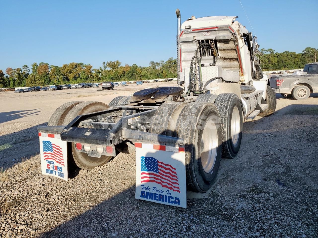 Photo 4 of 2020 KENWORTH T800 SEMI TRUCK (VIN 3WKDD49X0LF425335)