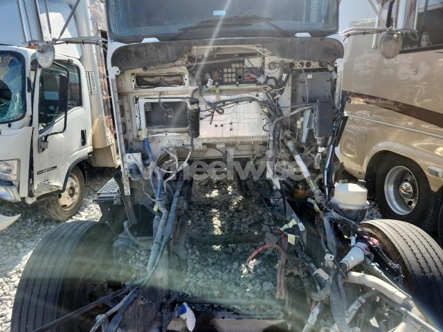 Photo 9 of 2019 KENWORTH T800 SEMI TRUCK (VIN 3WKDD49X5KF292179)