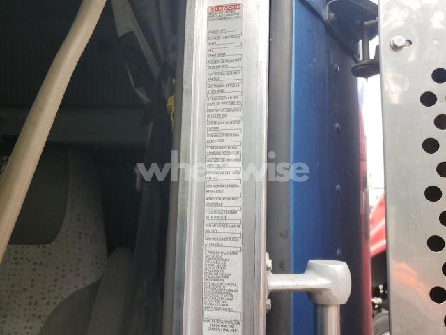 Photo 6 of 2016 KENWORTH T800 SEMI TRUCK (VIN 3WKDP49X0GF101833)