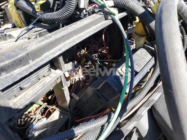 Photo 10 of 2021 KENWORTH CONSTRUCTI - TRUCKS SEMI TRUCK (VIN 3WKDP4EXXMF433506)