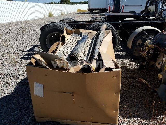 Photo 11 of 2021 KENWORTH CONSTRUCTI - TRUCKS SEMI TRUCK (VIN 3WKDP4EXXMF433506)