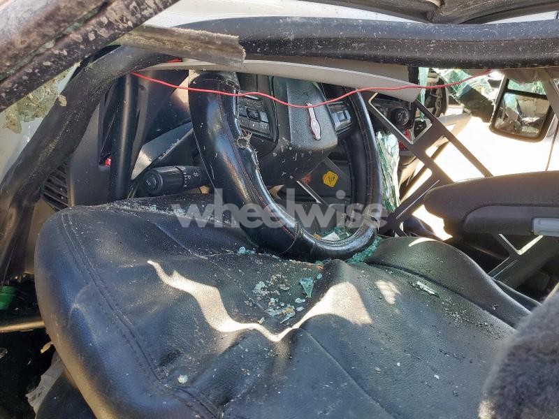 Photo 9 of 2024 KENWORTH T880 SEMI TRUCK (VIN 3WKZD49X1RF376581)