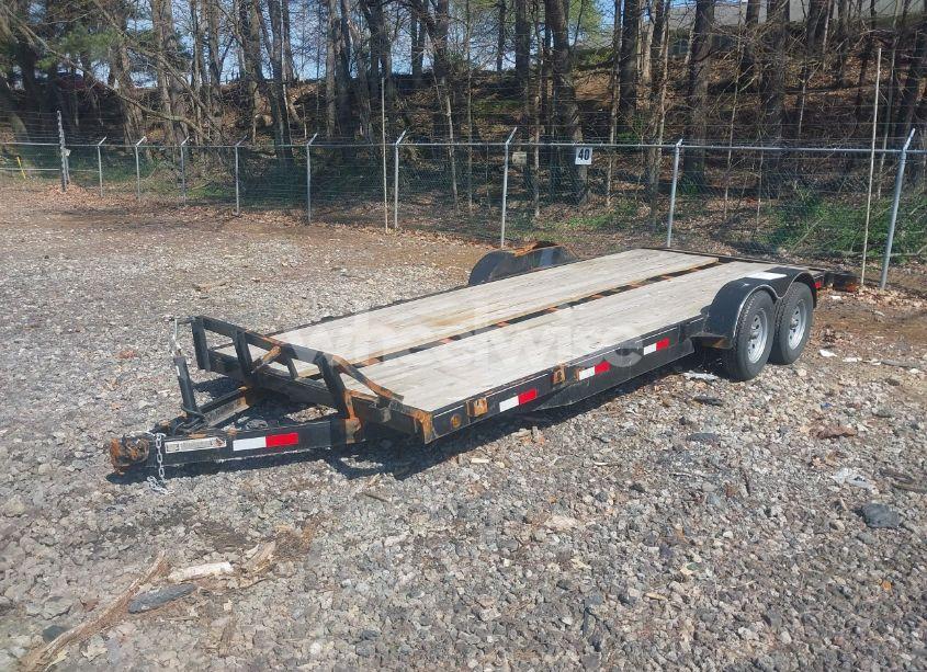 Photo 2 of 2022 C&w 20' TRAILER (VIN 46CFB2024NM041082)