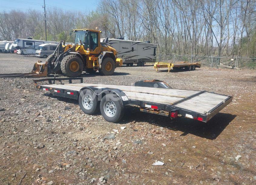 Photo 3 of 2022 C&w 20' TRAILER (VIN 46CFB2024NM041082)