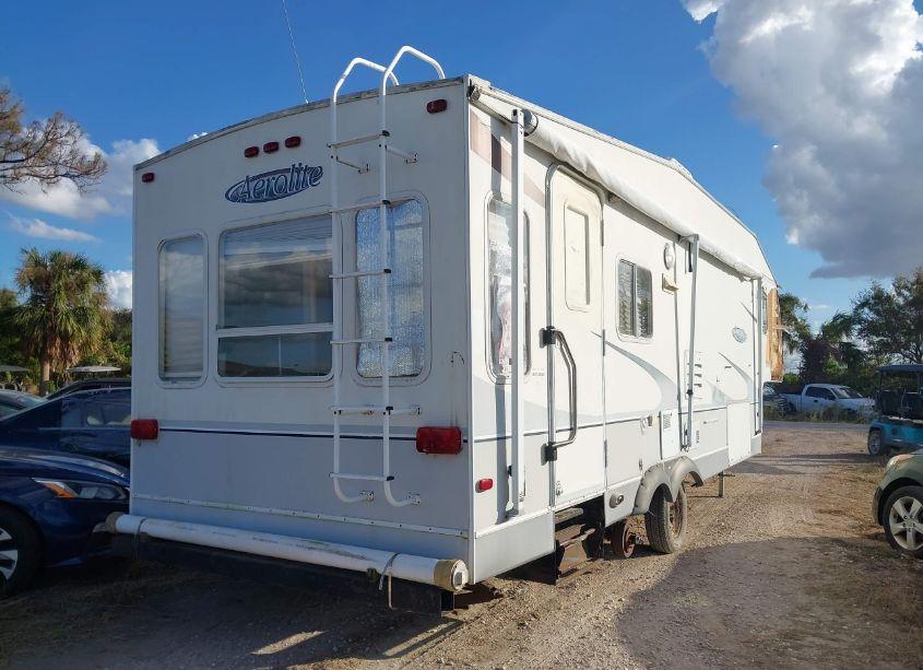 Photo 4 of 2005 Aerolite Lite 5TH WHE (VIN 47CFA2P265K112810)