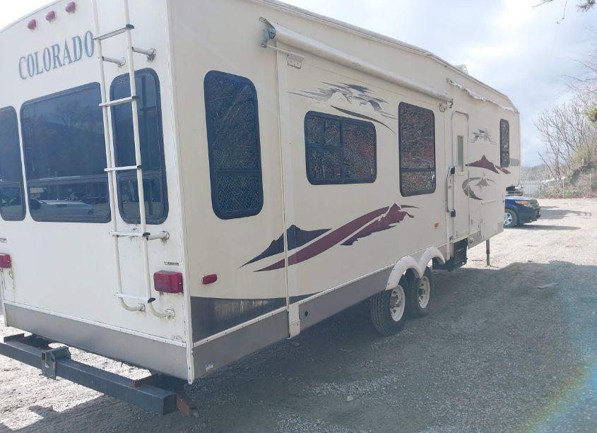 Photo 4 of 2006 Colorado 5th WHEEL (VIN 47CFCRS2X6C652733)