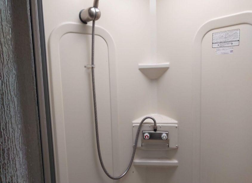 Photo 7 of 2006 Colorado 5th WHEEL (VIN 47CFCRS2X6C652733)