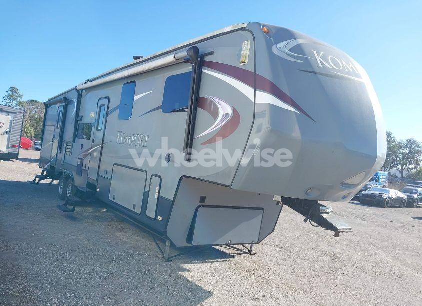 2013 Dutchmen Komfort TRAVEL TRAILER (VIN 47CFKMV22DP630880) main photo
