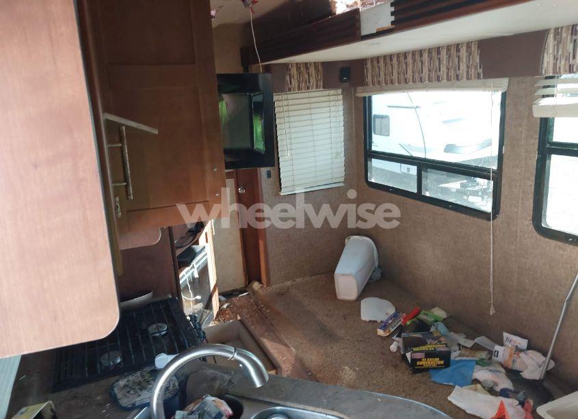 Photo 5 of 2013 Dutchmen Komfort TRAVEL TRAILER (VIN 47CFKMV22DP630880)