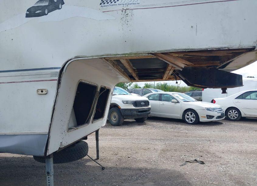 Photo 7 of 2002 Four Winds DUTCHMEN (VIN 47CFM0S242P604933)