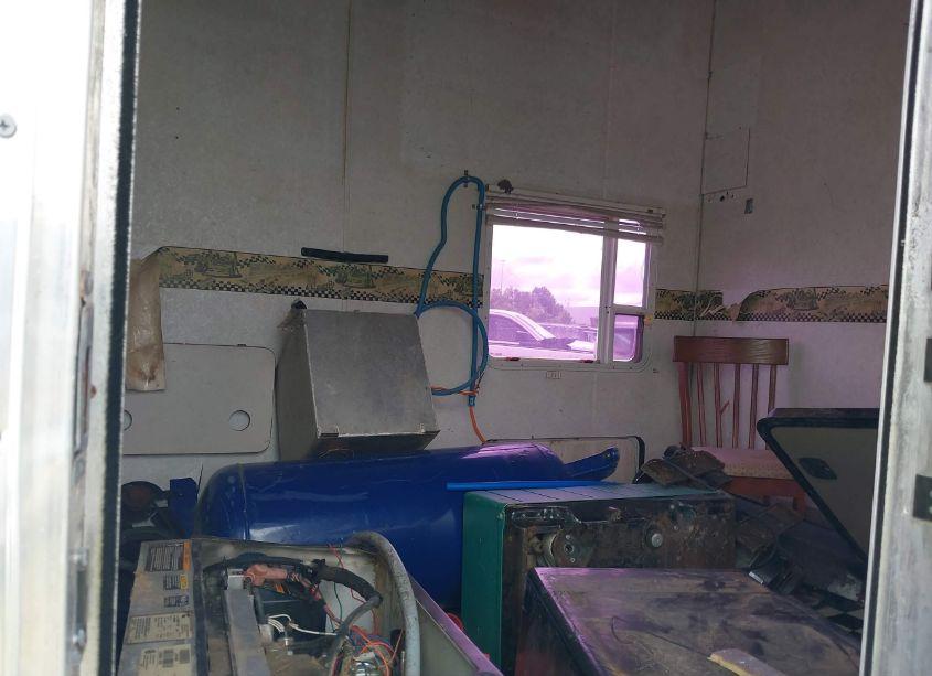 Photo 8 of 2002 Four Winds DUTCHMEN (VIN 47CFM0S242P604933)