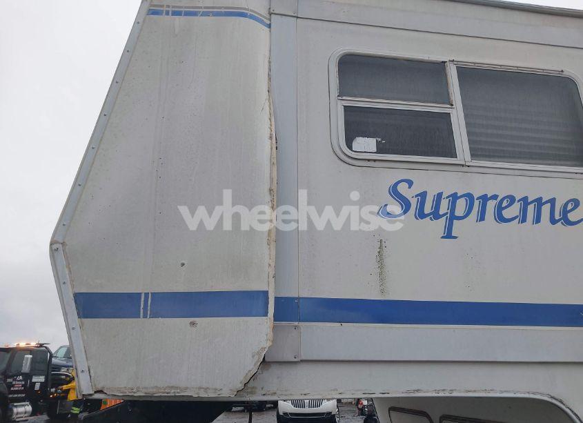 Photo 6 of 2000 Dutchmen Supreme (VIN 47CFS0P29YP601078)