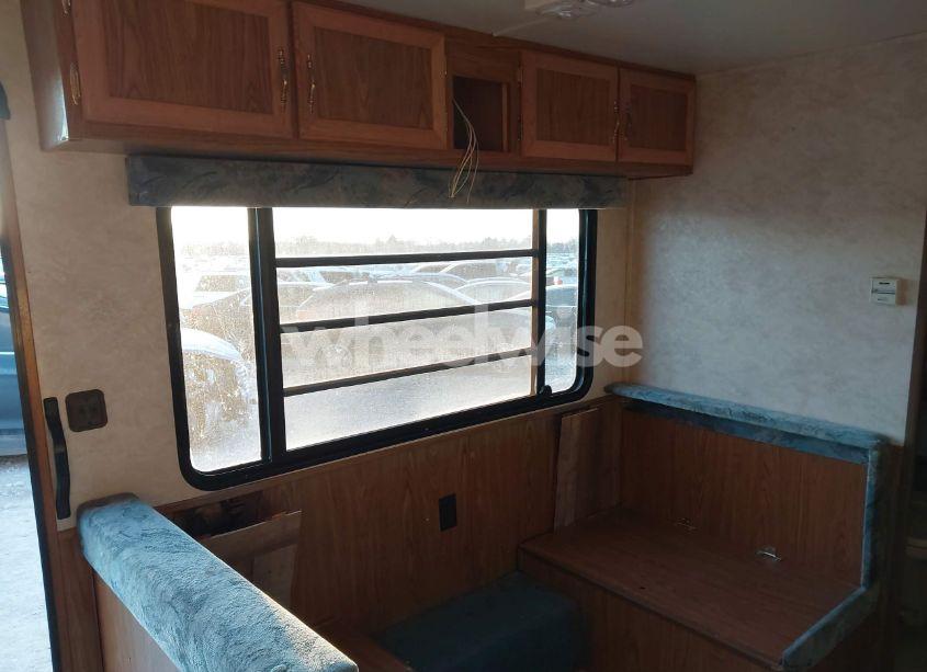 Photo 8 of 1996 Dutchman Classic DUCK / M18RB (VIN 47CT20H21T5070450)