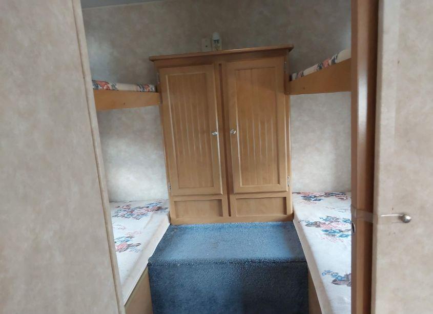 Photo 11 of 2004 D & B TRAILER EXPRESS (VIN 47CTFTP294G513151)