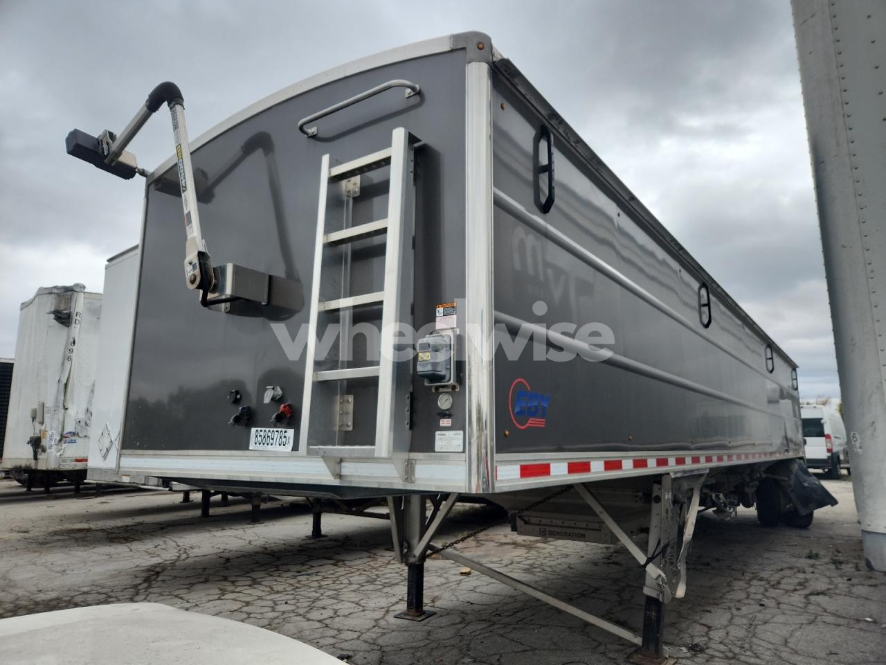 Photo 2 of 2022 EBY GRAIN TRAILER (VIN 4A2MH4021N3007128)