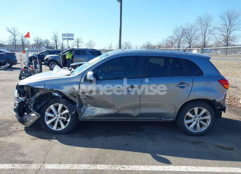 Photo 14 of 2013 Mitsubishi Outlander SPORT ES (VIN 4A4AP3AU0DE018020)