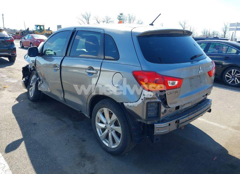 Photo 3 of 2013 Mitsubishi Outlander SPORT ES (VIN 4A4AP3AU0DE018020)