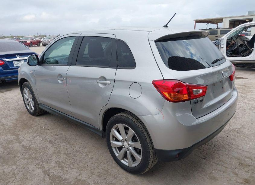 Photo 3 of 2014 Mitsubishi Outlander SPORT ES (VIN 4A4AP3AU0EE013031)