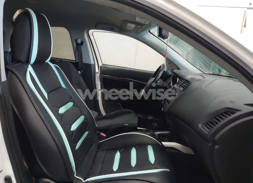 Photo 5 of 2014 Mitsubishi Outlander SPORT ES (VIN 4A4AP3AU0EE025020)