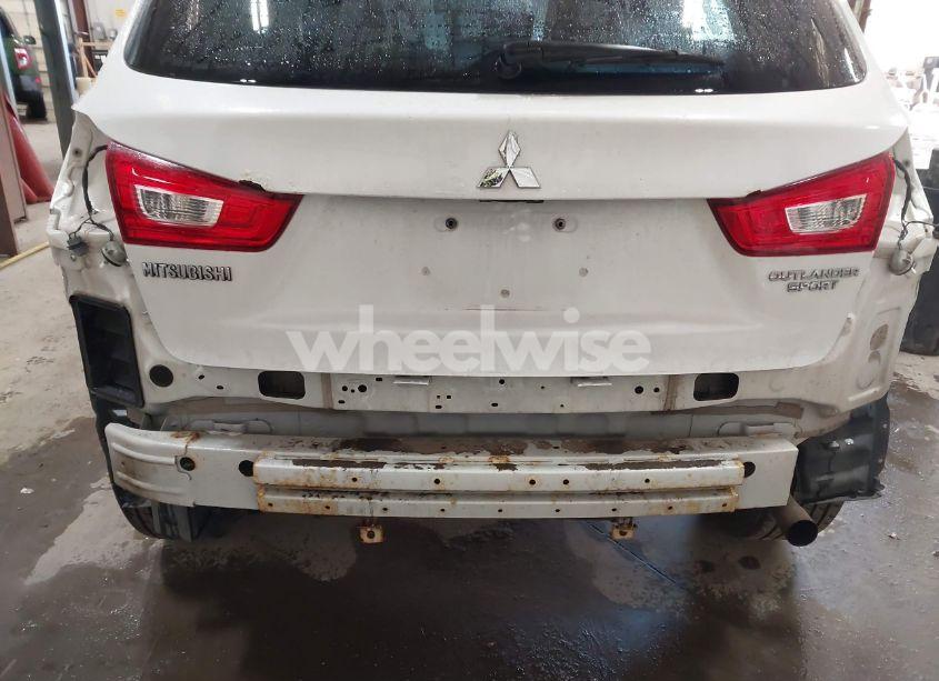 Photo 6 of 2014 Mitsubishi Outlander SPORT ES (VIN 4A4AP3AU0EE025020)