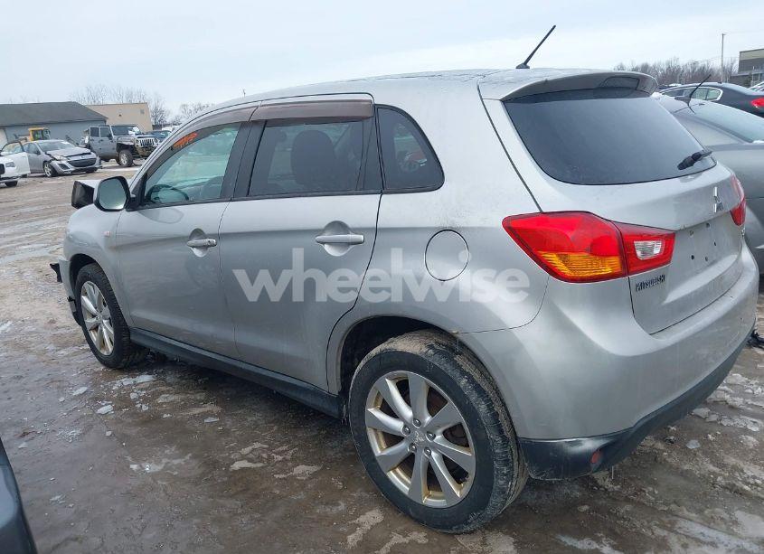 Photo 14 of 2015 Mitsubishi Outlander SPORT ES (VIN 4A4AP3AU0FE013239)