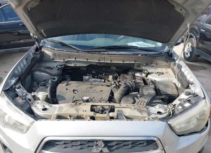 Photo 10 of 2014 Mitsubishi Outlander SPORT ES (VIN 4A4AP3AU1EE001423)