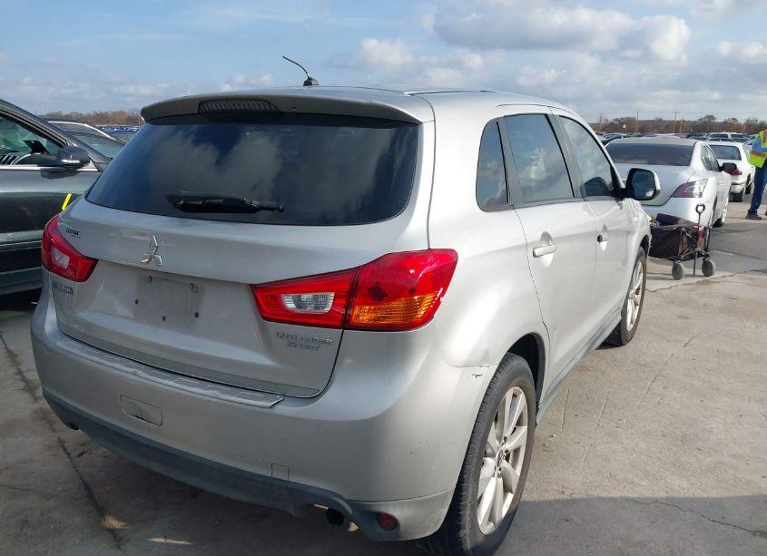 Photo 4 of 2014 Mitsubishi Outlander SPORT ES (VIN 4A4AP3AU1EE001423)