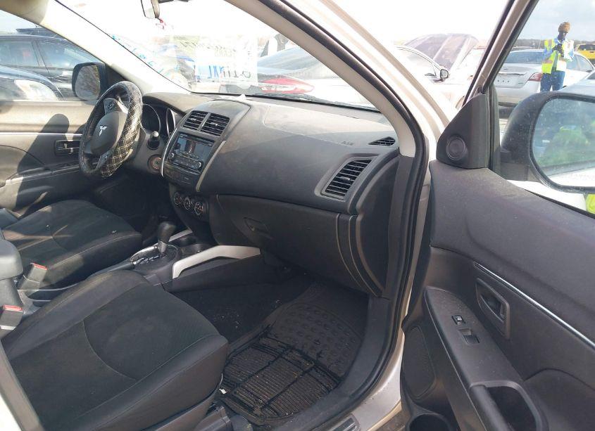 Photo 5 of 2014 Mitsubishi Outlander SPORT ES (VIN 4A4AP3AU1EE001423)