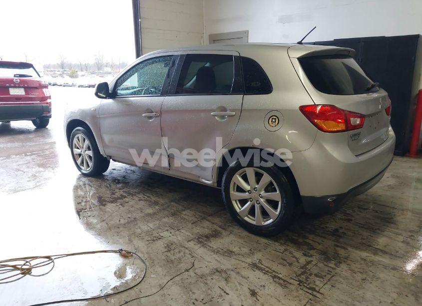 Photo 3 of 2015 Mitsubishi Outlander SPORT ES (VIN 4A4AP3AU1FE054771)